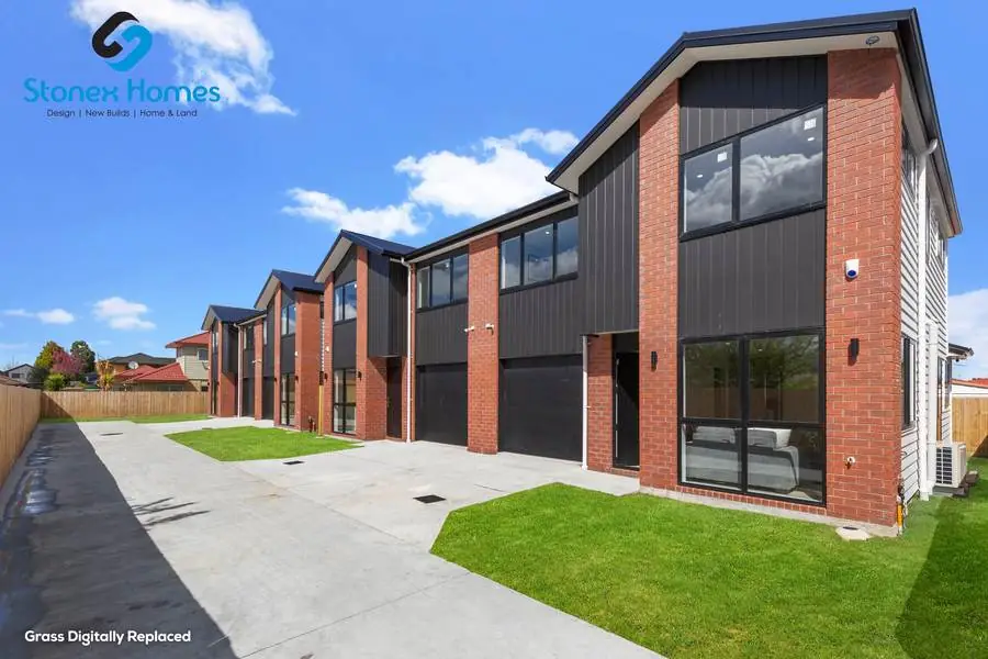 Old Wairoa Road — The row of four Old Wairoa Road townhouses